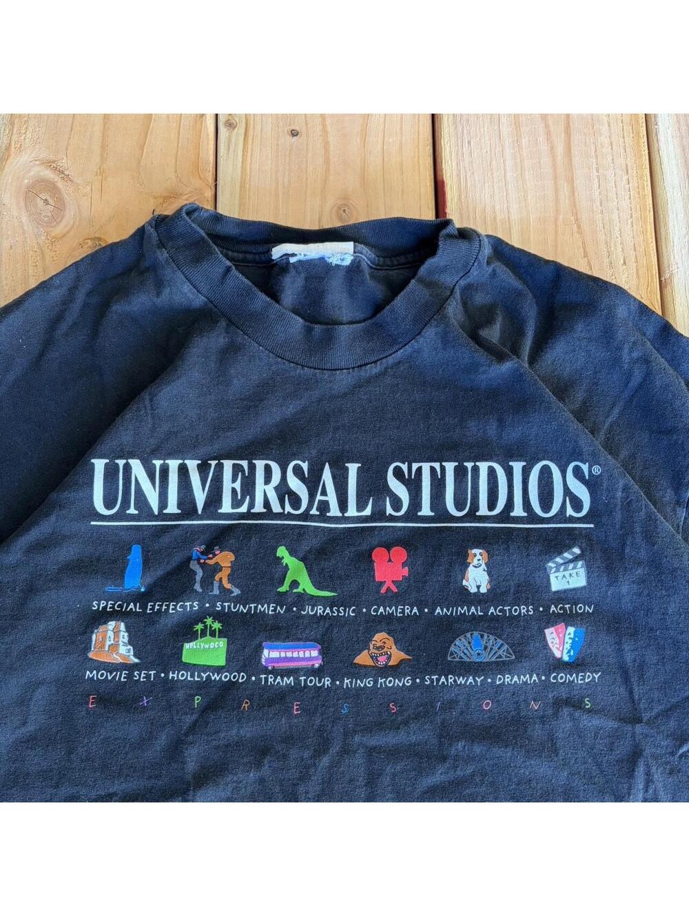 Vintage 90s Universal Studios black cotton t-shirt